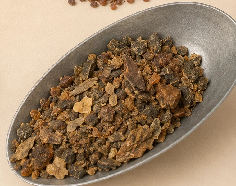 Raw unsorted myrrh with resin, bark, wood fragments and smaller material